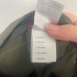 The North Face  Women's Olive Green Shorts Size 10 Cargo Hiking Active Zip Fly Photo 4