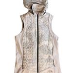 The North Face Vest Womens Quilted Full Zip Sleeveless camo Jacket vest Photo 3
