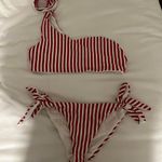 superdown Revoolve  Bikini Set Photo 3