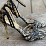 Guess  signature leopard print pumps Photo 0