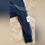 Nike  Air Women’s Sz M Black Cropped Logo‎ Sweatshirt Photo 9