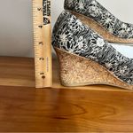 dexflex comfort  Womens Black White Floral Canvas Peep Toe Cork Wedges Size 7 W Photo 2