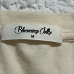 Blooming Jelly  medium Be Kind short sleeve graphic t-shirt positivity new NWOT Photo 10