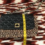 Betsey Johnson Black brown leopard cheetah shoulder crossbody hand bag purse heart gold chain strap Photo 5