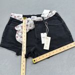 Forever 21 NWT  Jean Shorts 29 Womens Black Raw Hem Distressed Floral Scarf Belt Photo 4