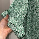 Well Worn  Green/White Floral Top Women’s XXL Photo 3