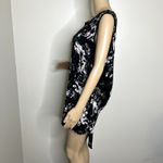 Vera Wang Simply  Floral Tank Top Photo 1