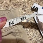 Gap size 0 City shorts khaki women’s Photo 4