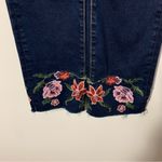 Driftwood NWOT Colette Straight Leg Floral Trim Raw Hem Jeans Size 25 Photo 4