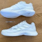 Adidas - Avacourt 2 Tennis Sneakers in White Photo 2