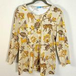 J. McLaughlin Catalina Cloth Signature Tee in Sand Gold Tigris Blossom Large Photo 5