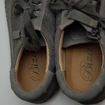 BIZA AZTEC 2 GRAY SUEDE LEATHER EMBOSSED FLORAL BOHO SNEAKERS WOMENS 41 Size 10 Photo 4