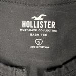 Hollister  Shirt Womens Small Must-Have Collection Baby Tee Button Front Fitted Photo 2