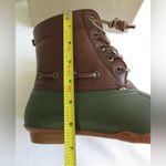 Seven7  Women's Speyside Duck Winter Boots Brown/ Green Lace Up Low Heel Sz 8 Photo 2