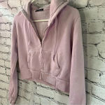 Brandy Melville Rare Cropped Hooded Sweatshirt Lavender Color Photo 2