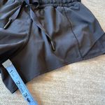 Lululemon Womens Hotty-Hot Black Running Shorts Lined 2.5 Inseam Size 4 Photo 8