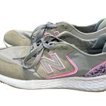 New Balance  Womens Fresh Foam X70 V1 WSX70OF1 Green Running Sneaker Shoes Size 8 Photo 0