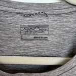 Patagonia Women's Feather Grey Capilene Cool Daily Short Sleeve Shirt,Size L,EUC Photo 3