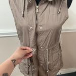 Ymi NWT  Essential Topper Vest in Cinder Photo 1