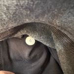 Lululemon En Route Jacket
Heathered Black / Black Photo 7