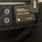 Avenue New NWT  Black‎ Modern Fit Cuffed Crop Chinos Size 14 25” Inseam Photo 2