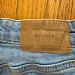 H&M  Mom Jean High Waist Size 4 Button Fly Photo 4