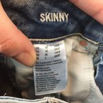 American Eagle 00 short light wash distressed skinny jeans Photo 1