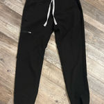 FIGS  Zamora Joggers Photo 0