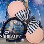 Disney parks Epcot France macaron Minnie Mouse ears Photo 0
