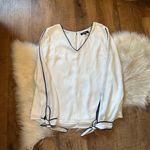 Lulus LULU’S Amann White Tie Sleeve Top Photo 3