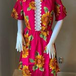 New Women’s Pink Sunflower Mini Dress size XXL For size 14 It runs small Photo 3