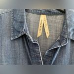 Liverpool Stitch Fix  Chambray Button Down Top Size Small Photo 4