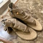 blowfish Cute Summer Sandals Size 7 Photo 0