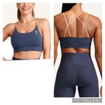 Peloton Women's Sports Bra  speed up navy strappy size medium grey athletic bra Photo 1