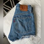 Aritzia Levi’s 501 Jean shorts Photo 1