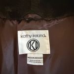 Kathy Ireland Fur Jacket Photo 2