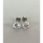 Silver Diamond Flat Photo 1