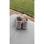 Nike Women's Tanjun Sneakers Size 11.5 Peach Photo 2