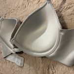 Jessica Simpson bra 36C Photo 13