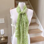 Retro 70s Look Scarf Fashion Green Print Flowy Photo 1