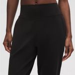 Lululemon  Black Align High-Rise Jogger Regular Photo 4