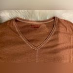 Ascot + Hart V Neck T Photo 3