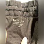 Athleta hustle 3” short XS black Photo 3