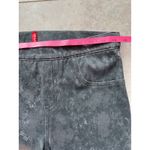Spanx Women's Jeans-ish Black Gray Camo Ankle Jeans Leggings Stretch Moto Size L Photo 8