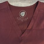 Women's Perilla V Photo 3