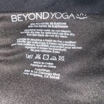 Beyond Yoga NWT ‎ Pocket Infinity Scarf/Wrap with Hidden Pocket One Size Photo 2