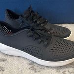 Crocs lite ride sneakers women’s 9 Photo 1