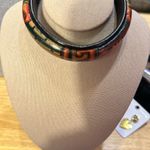 Very cute bracelet. It appears that it’s wrapped in leather at one end.​ Photo 1