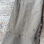 Lululemon Essential High-Rise Trouser
Carbon Dust 4 Photo 12