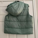 SheIn Puffer Vest Photo 3